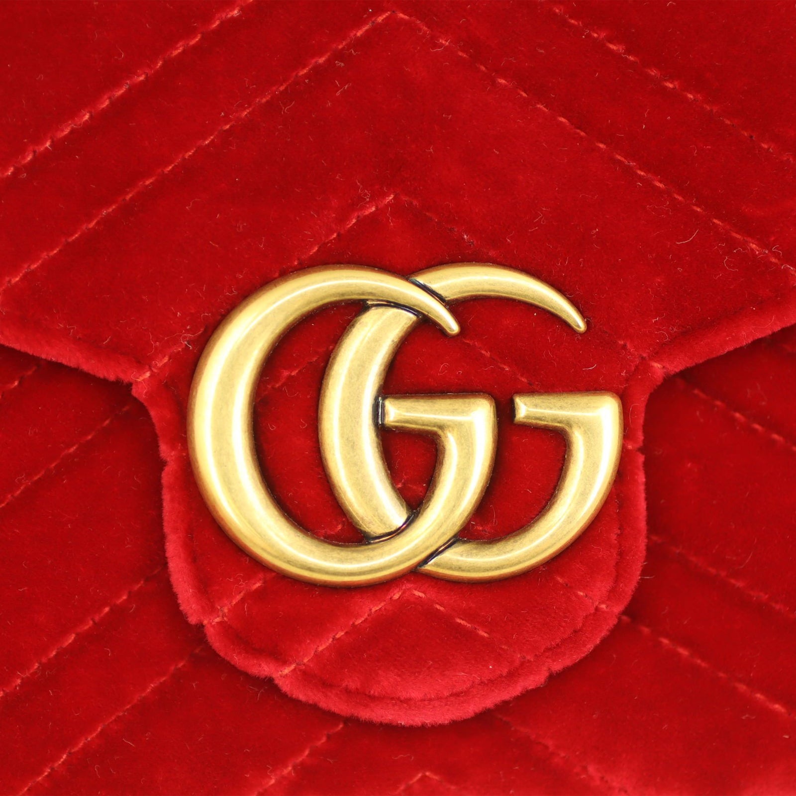 Gucci GG Marmont Matelasse Velvet Chain Wallet Hardware