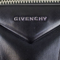 Givenchy Antigona Small – black smooth calfskin Hardware