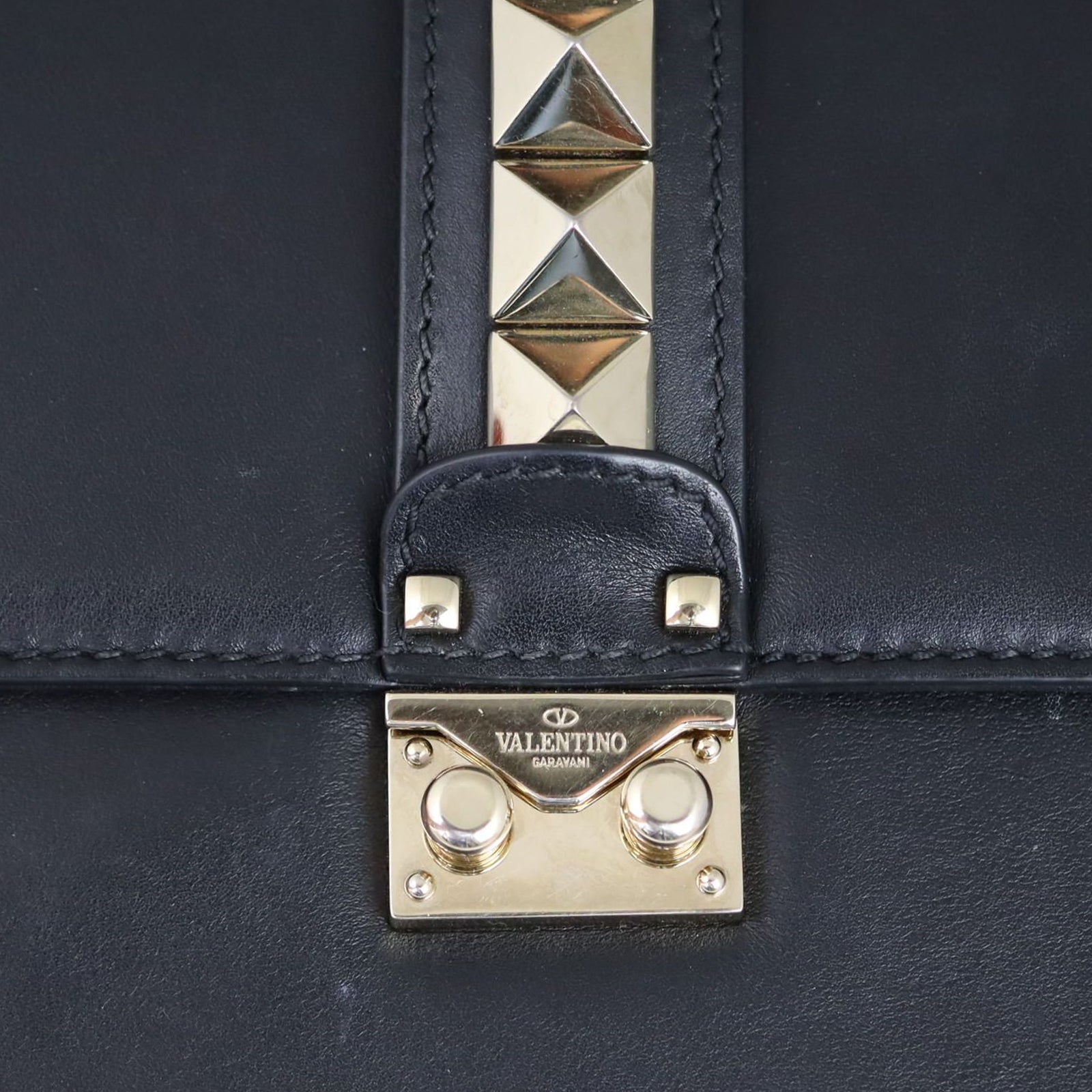 Valentino Glam Lock Medium Shoulder Bag Hardware