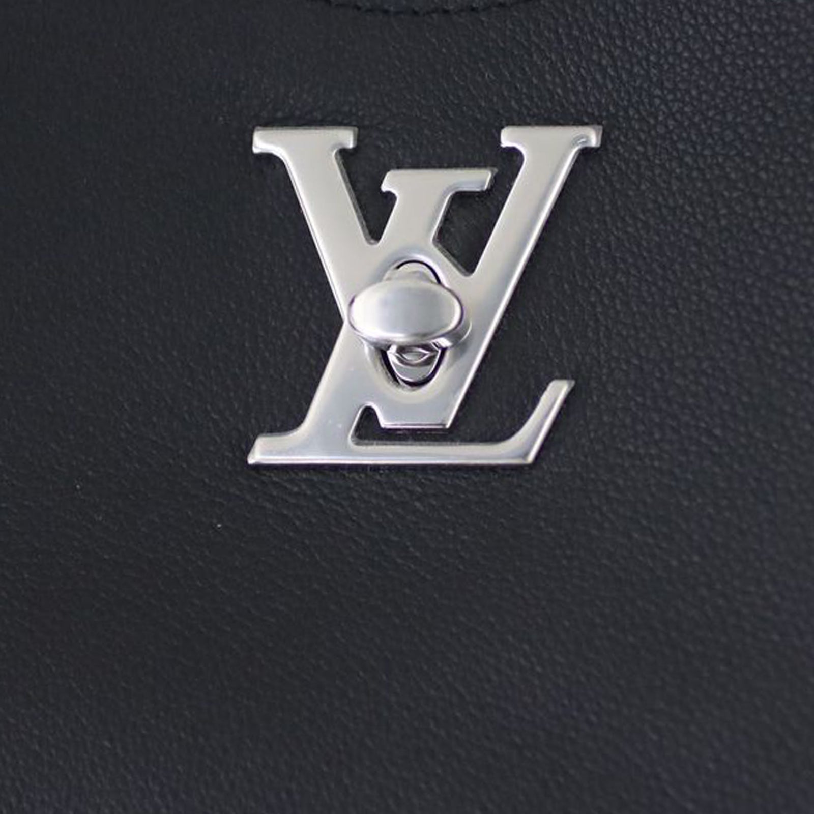 Louis Vuitton Lockme Hobo Hardware