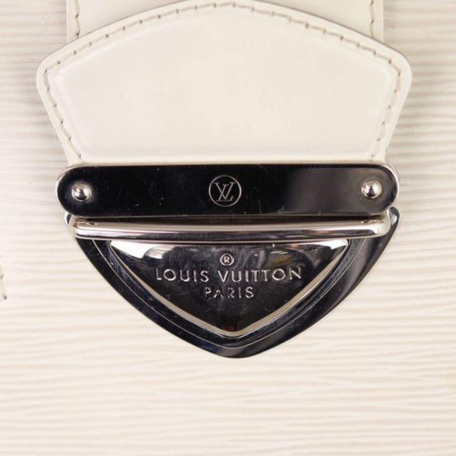 Louis Vuitton Montaigne Bowling GM Epi Hardware