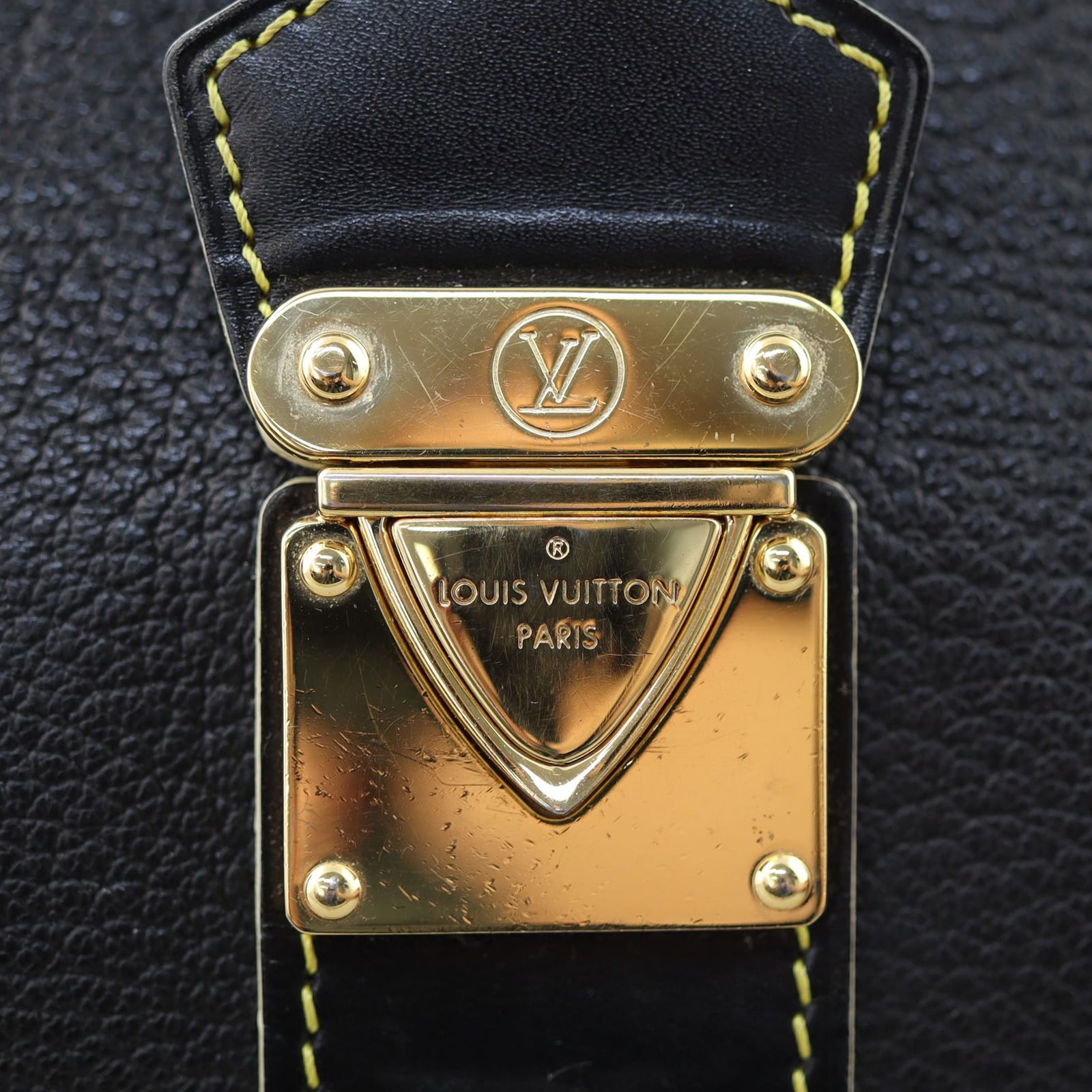Louis Vuitton Suhali L'Epanoui PM Hardware