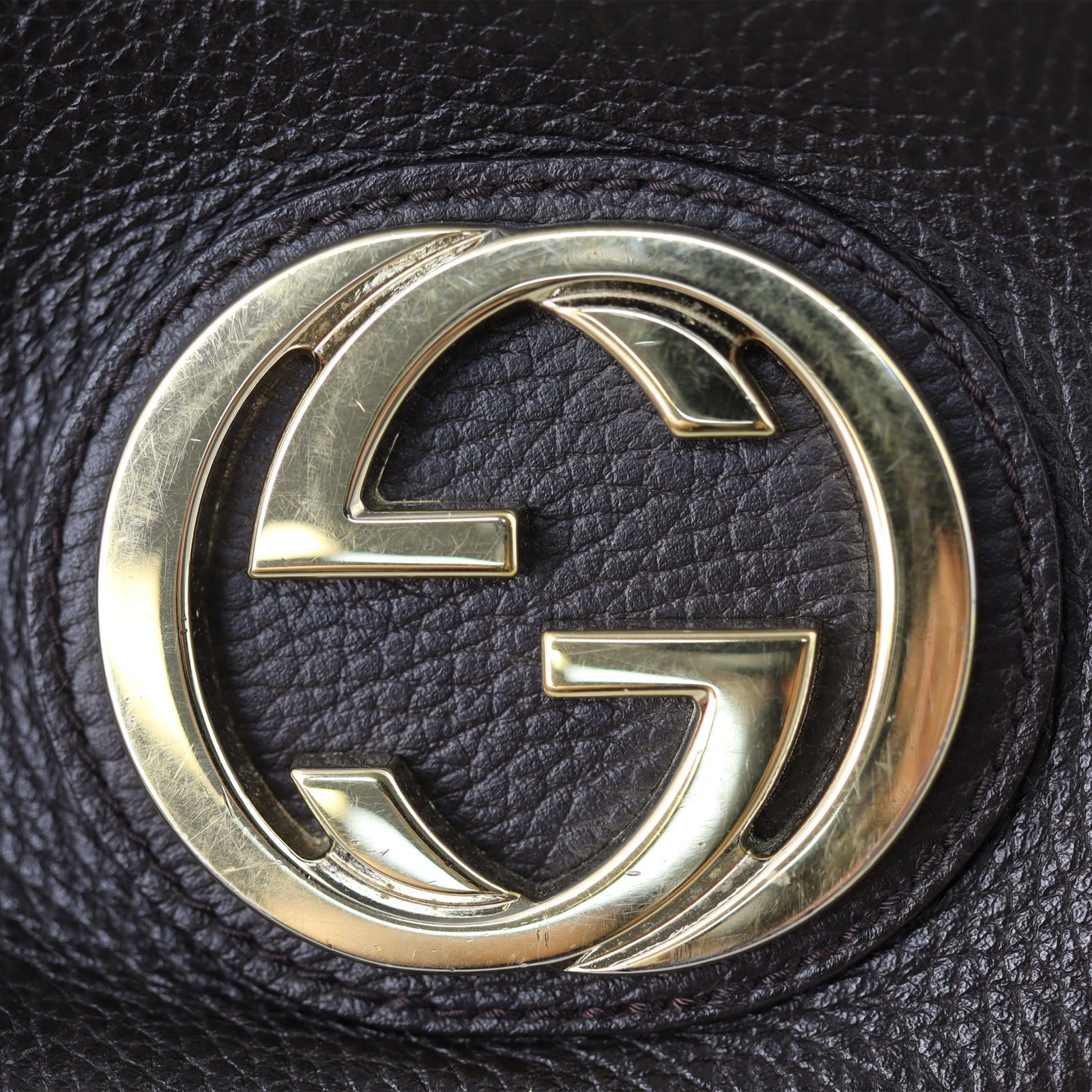 Gucci Interlocking G Leather Tote Hardware