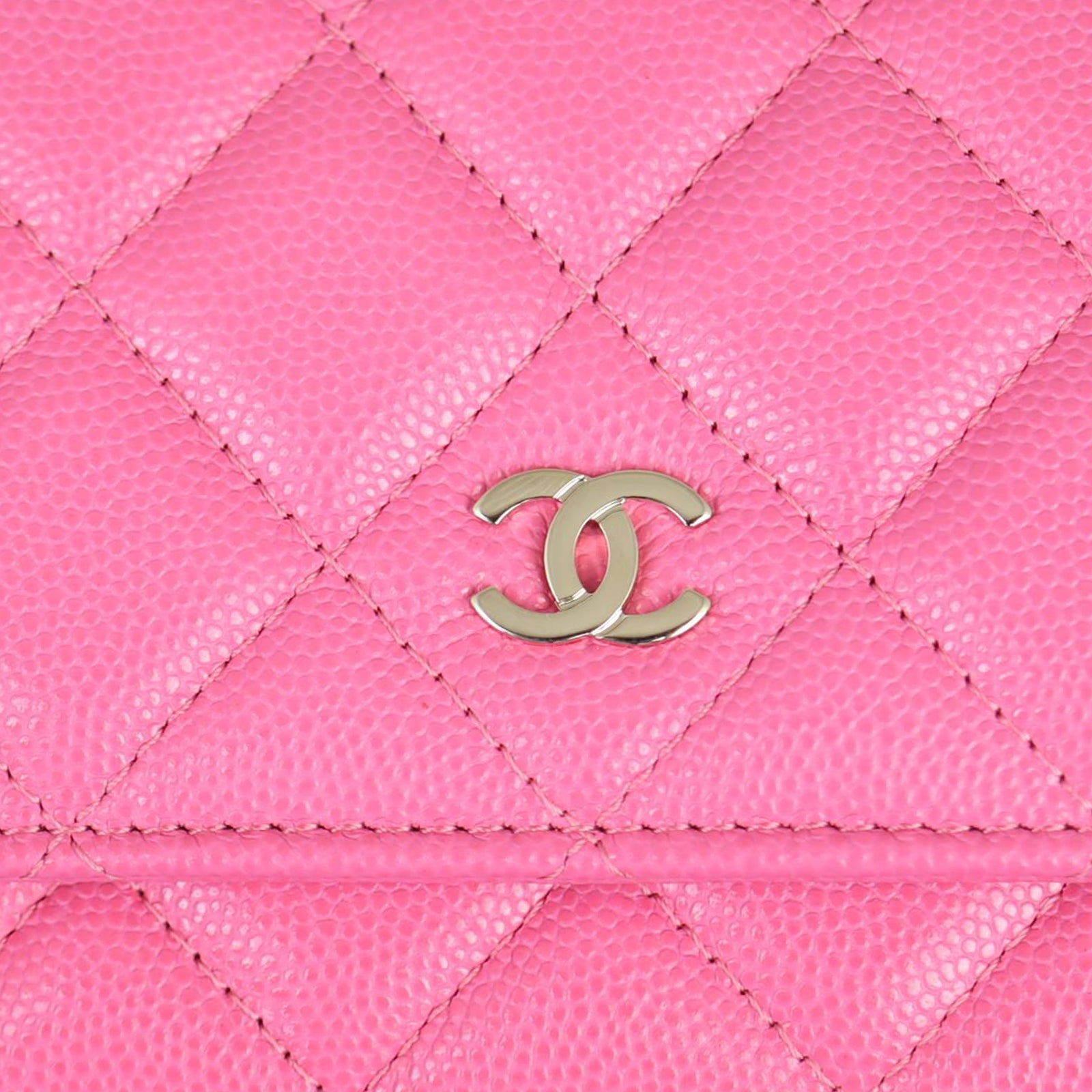 Chanel Classic Wallet on Chain Hardware