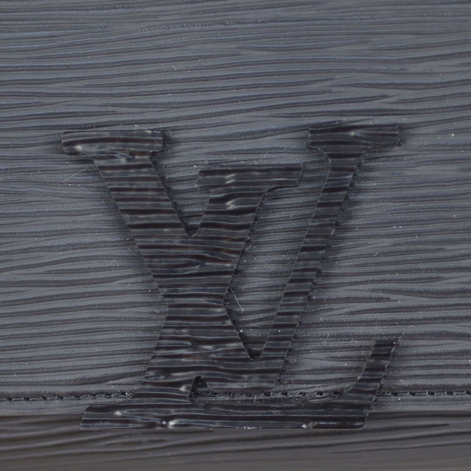 Louis Vuitton Louise Wallet Epi Hardware