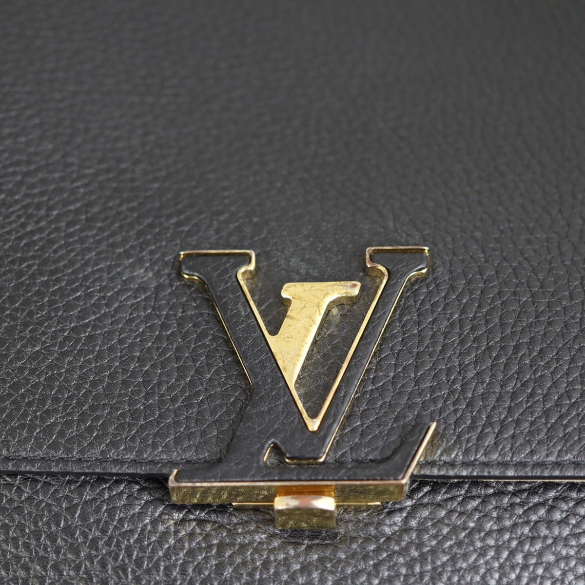 Louis Vuitton Volta Hardware
