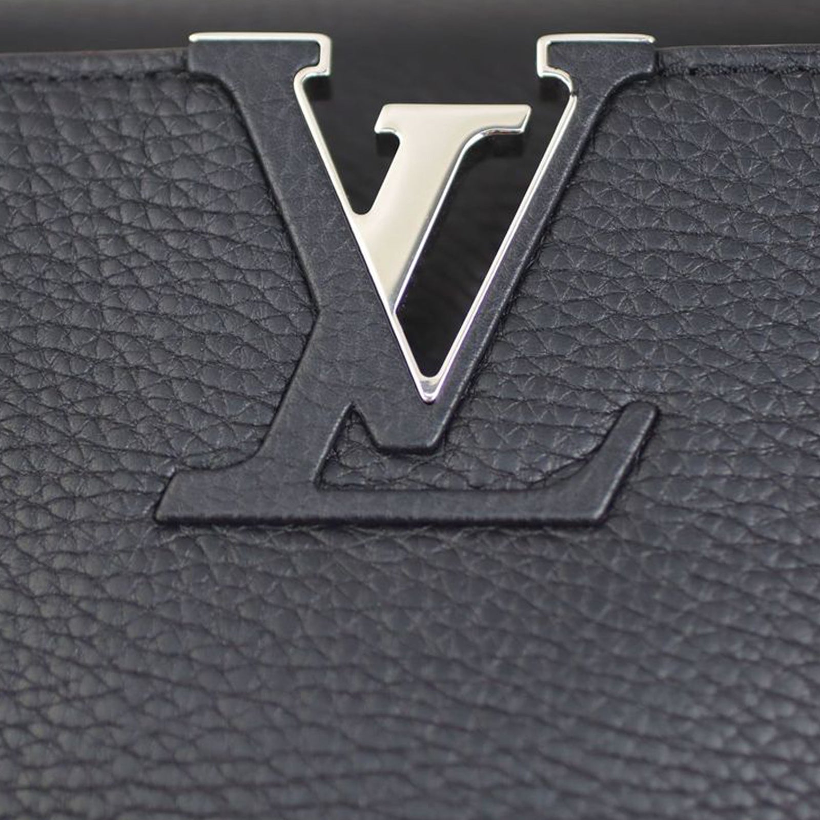 Louis Vuitton Capucines PM Hardware