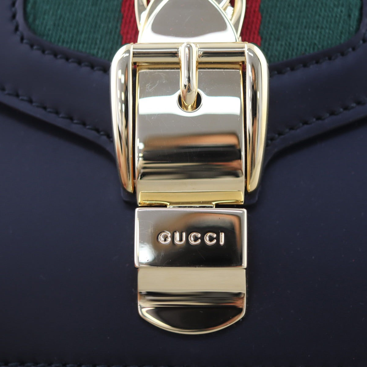 Gucci Sylvie Mini Chain Bag Hardware
