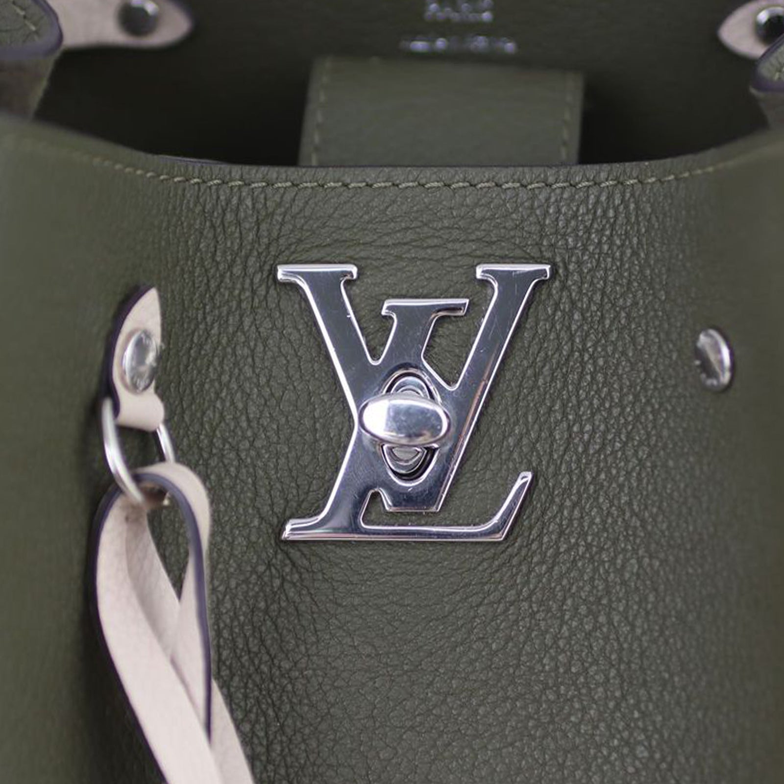 Louis Vuitton Lockme Bucket Hardware