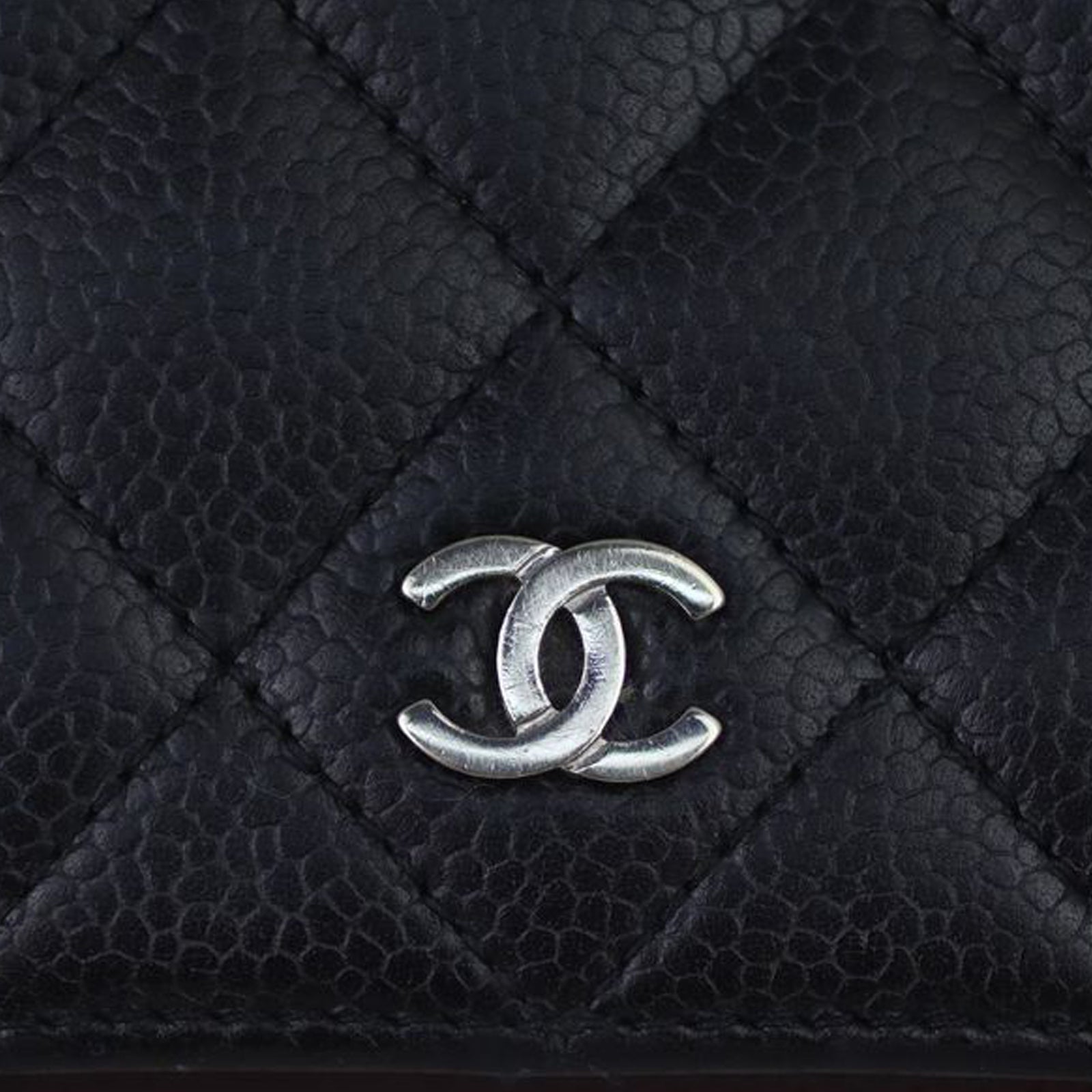 Chanel CC Yen Wallet Hardware