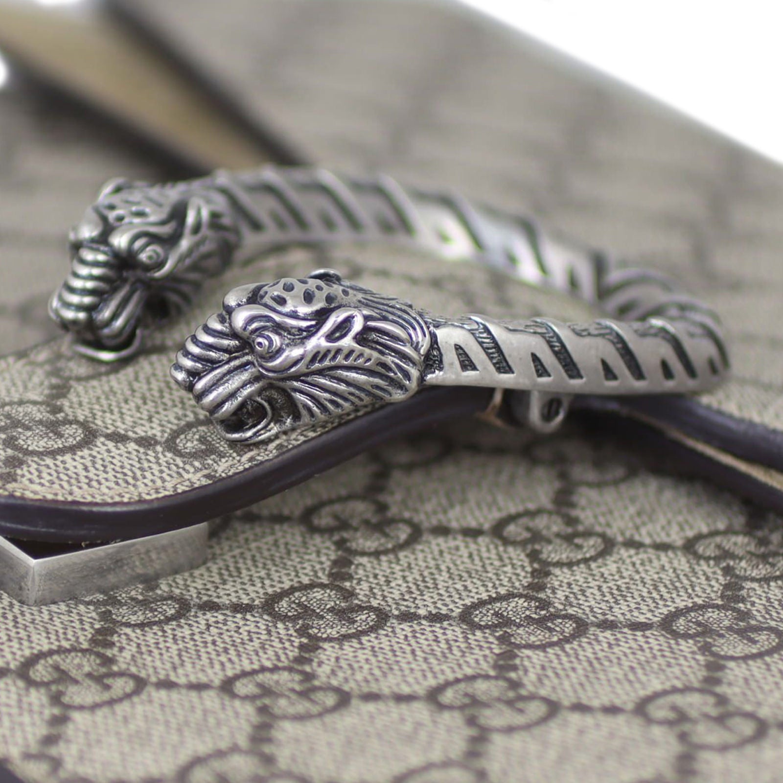 Gucci Dionysus GG Supreme Medium Shoulder Bag Hardware