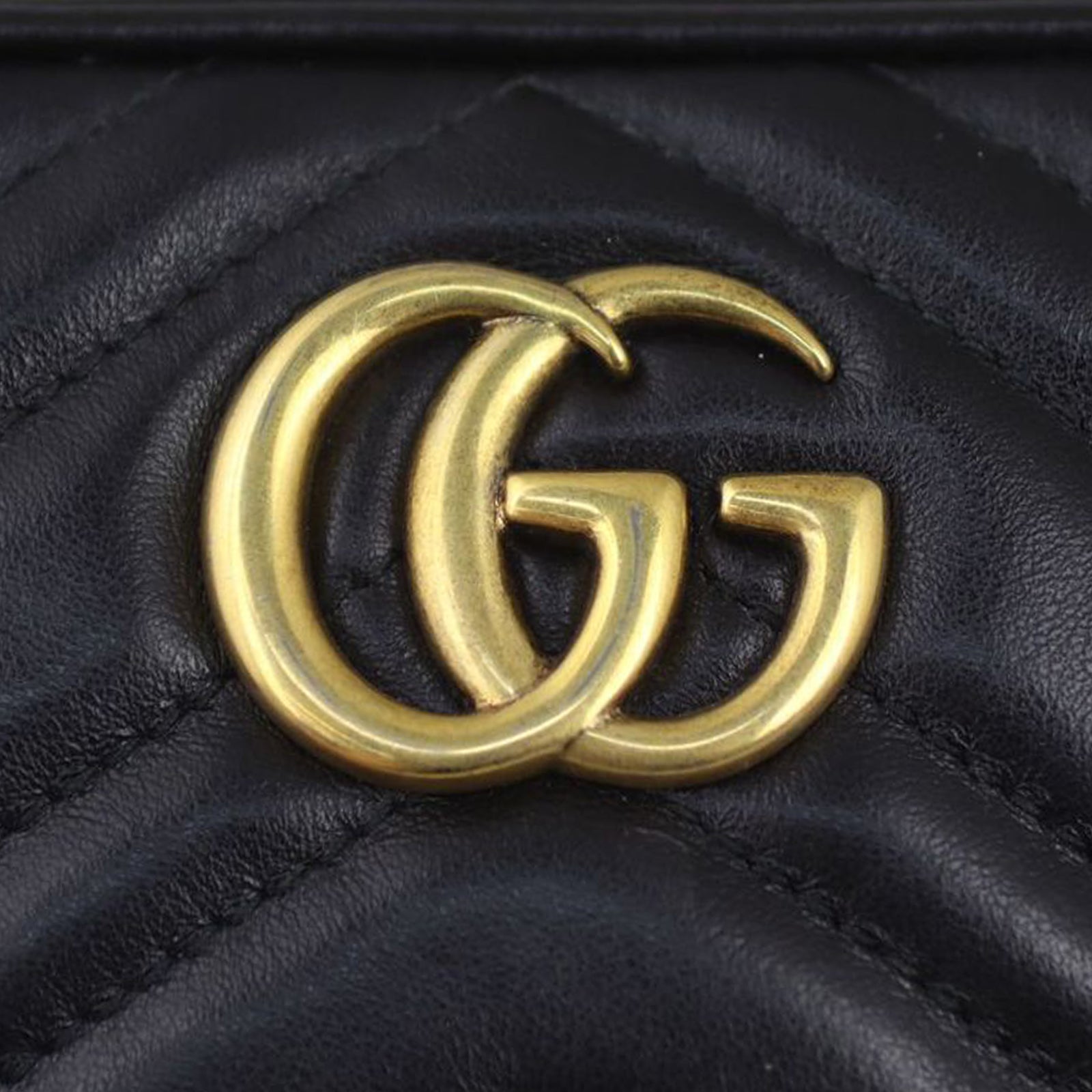 Gucci GG Marmont Mini Camera Bag Hardware