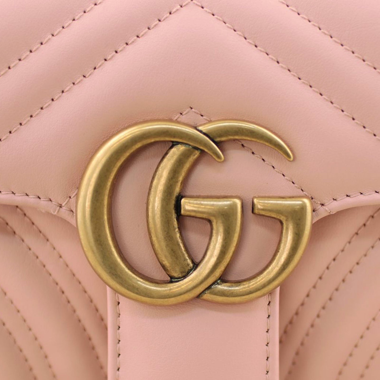 Gucci GG Marmont Matelasse Mini Shoulder Bag Hardware