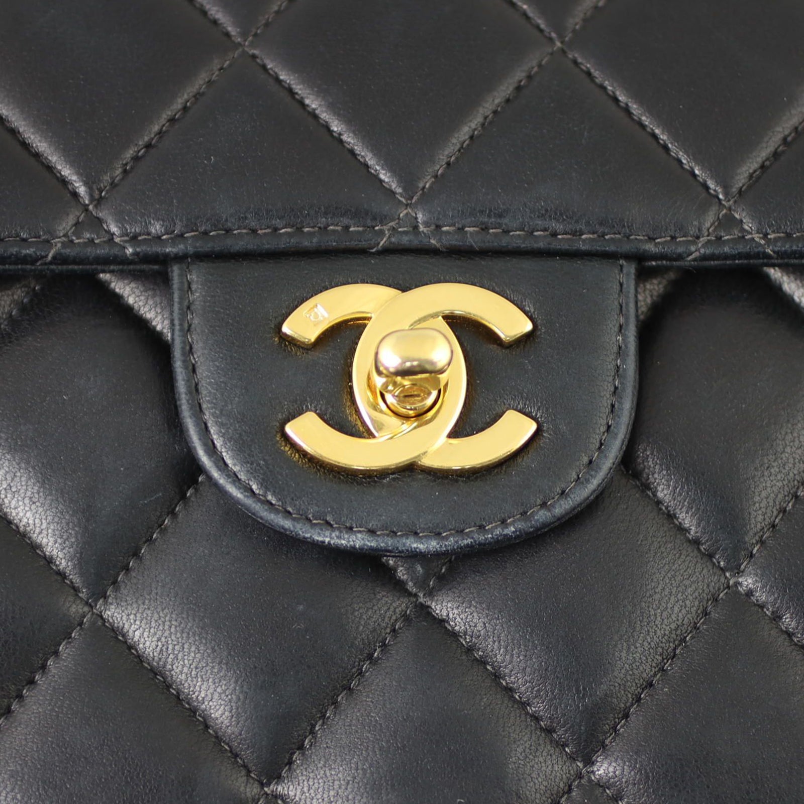Chanel Single Flap Maxi Hardware
