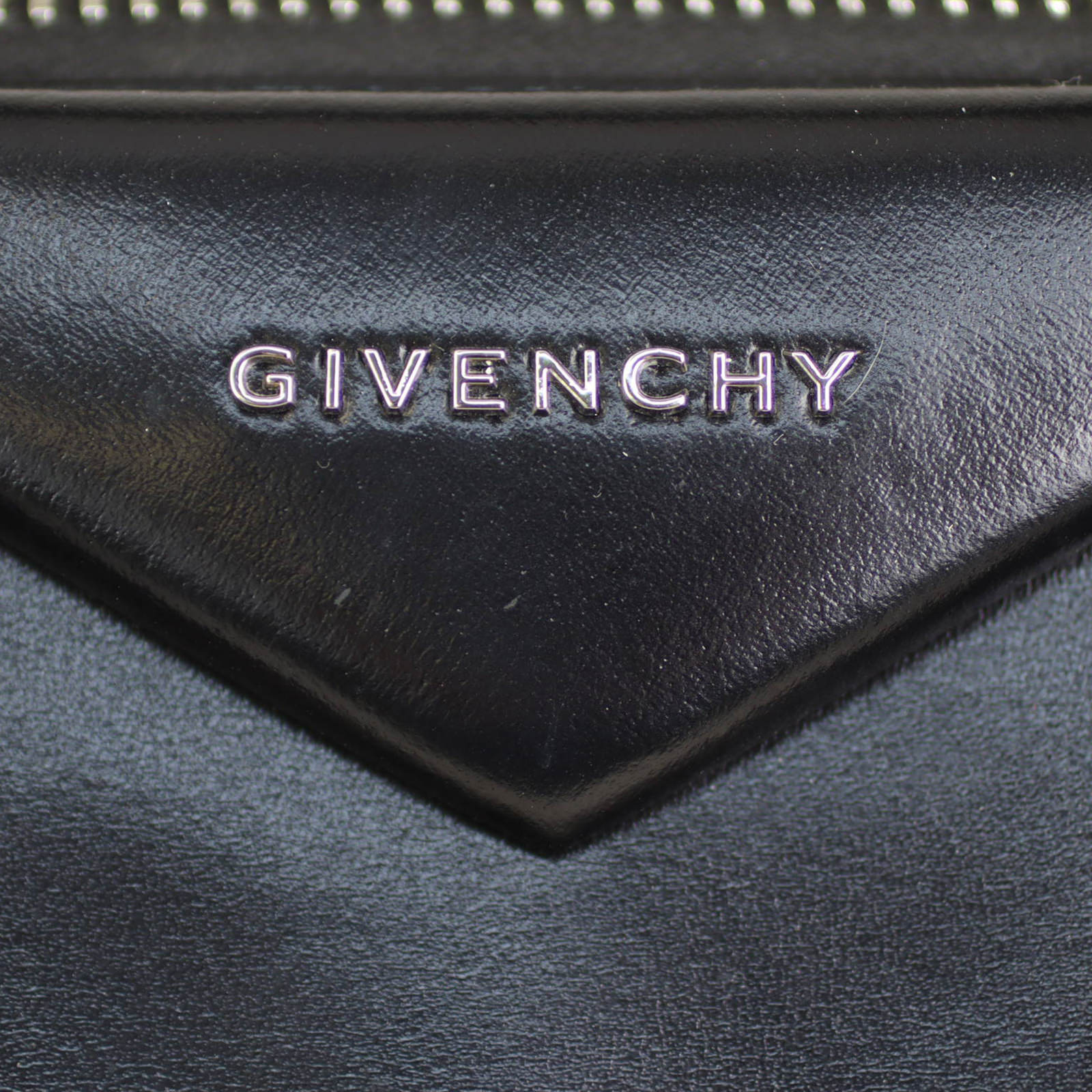 Givenchy Antigona Small  Hardware
