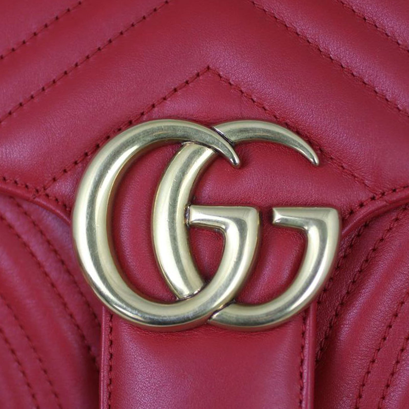 Gucci GG Marmont Small Matelasse Shoulder Bag Hardware