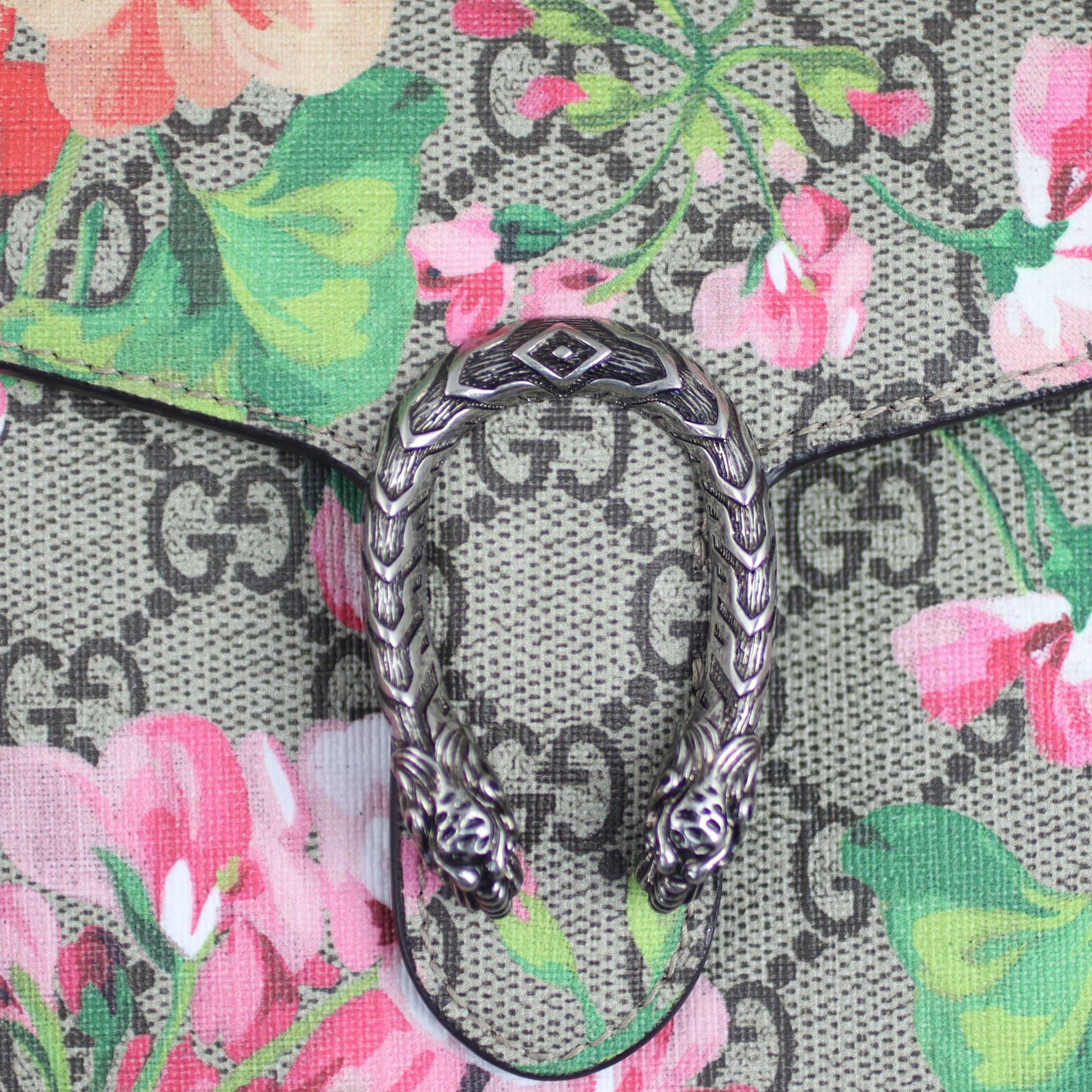 Gucci Dionysus GG Blooms Chain Wallet Hardware