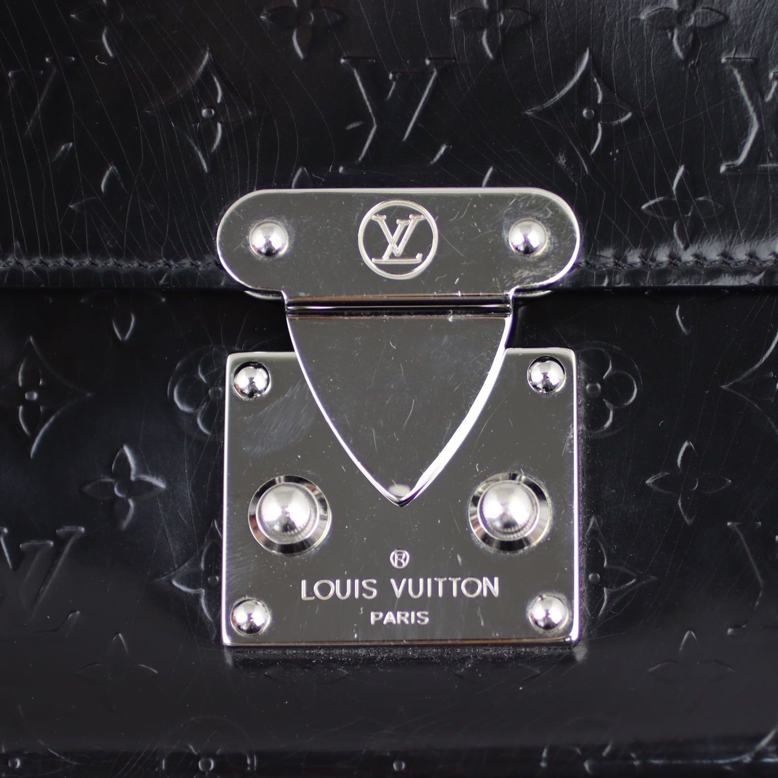 Louis Vuitton Anouchka MM Hardware