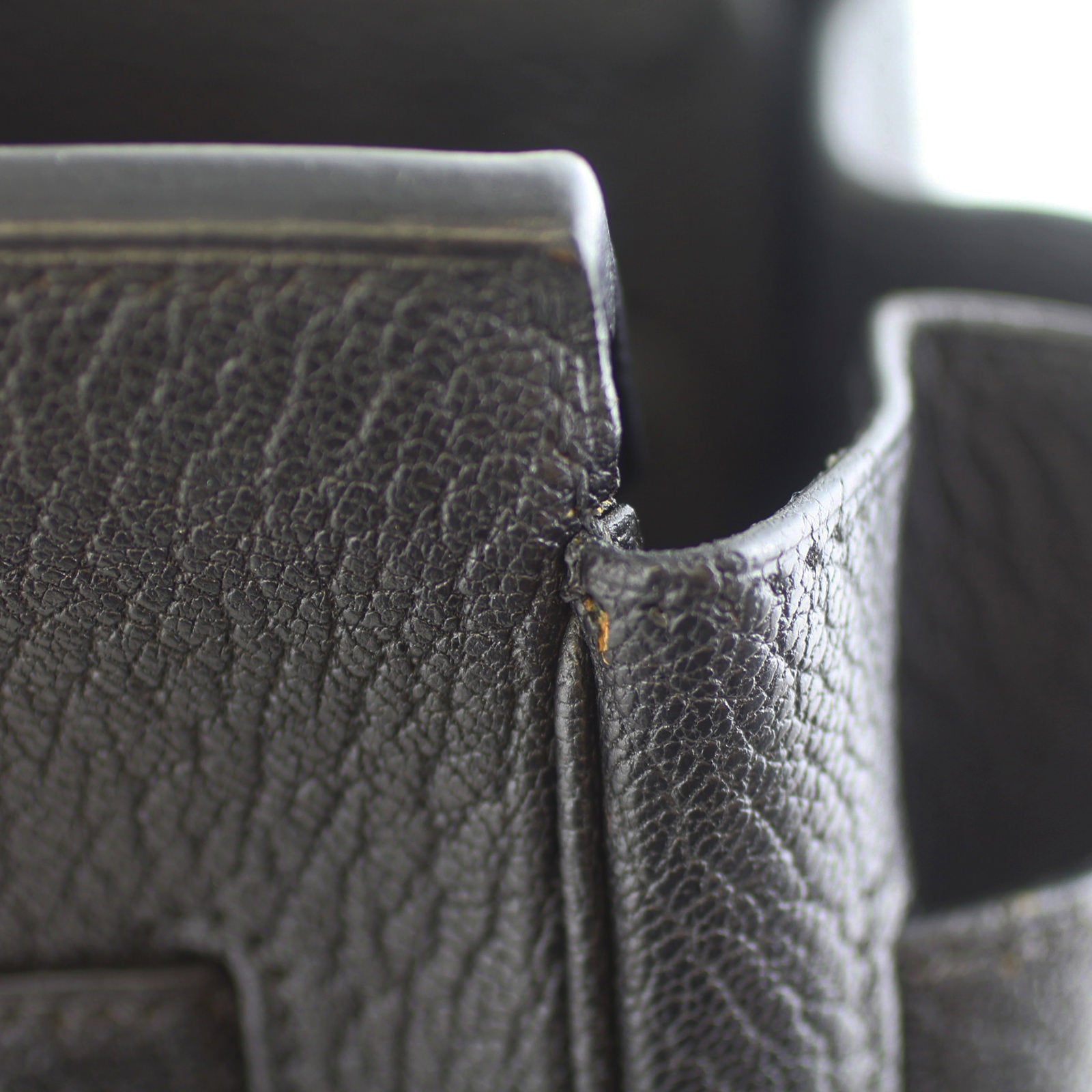 Hermes Birkin 35 Corner Wear