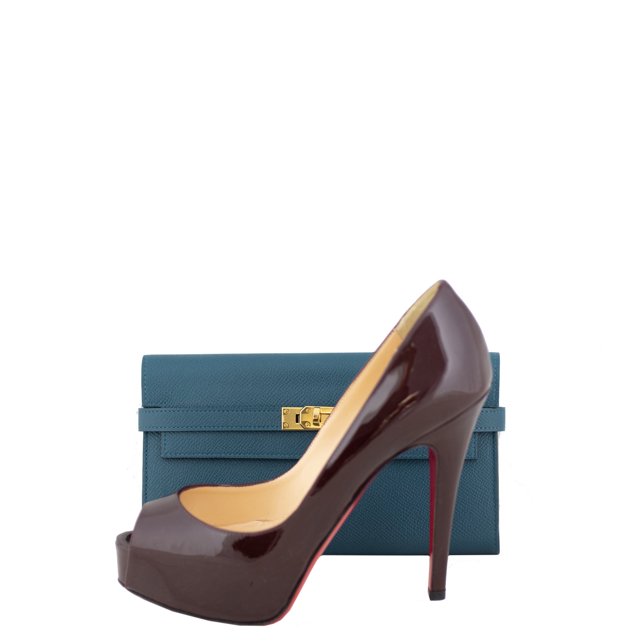 Hermes Kelly Classic Long Wallet Scale