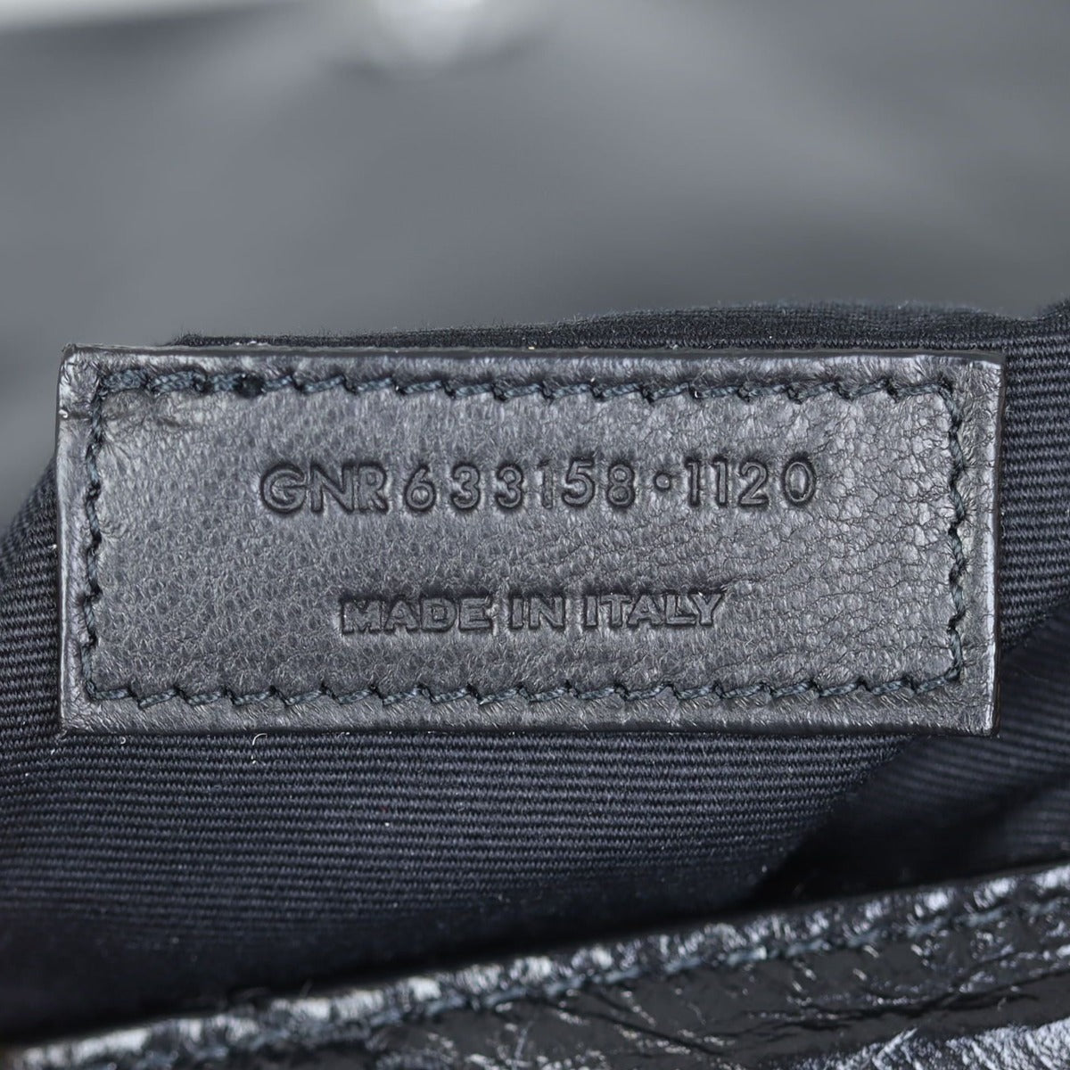 Saint Laurent Niki Medium Date code
