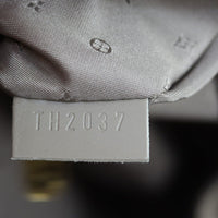 Louis Vuitton Suhali Le Superbe Date code
