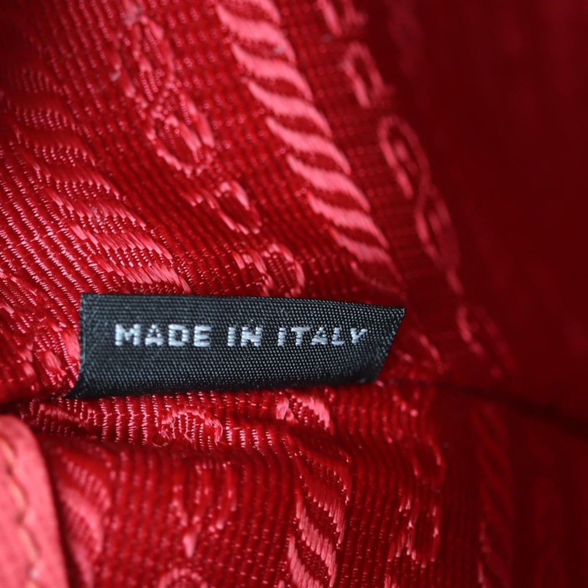 Prada Saffiano Lux Promenade Medium Stamp