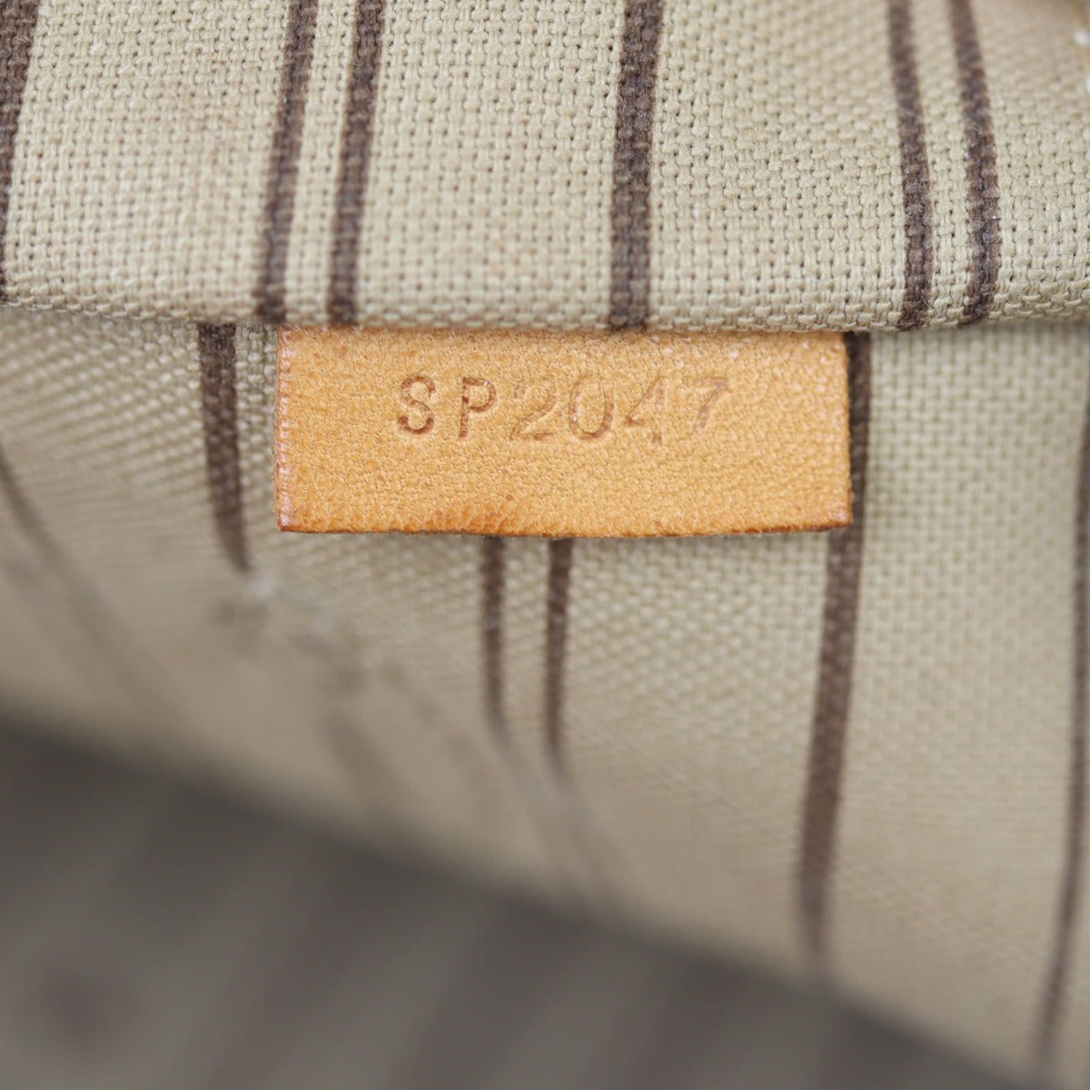 Louis Vuitton Neverfull MM Monogram Date code
