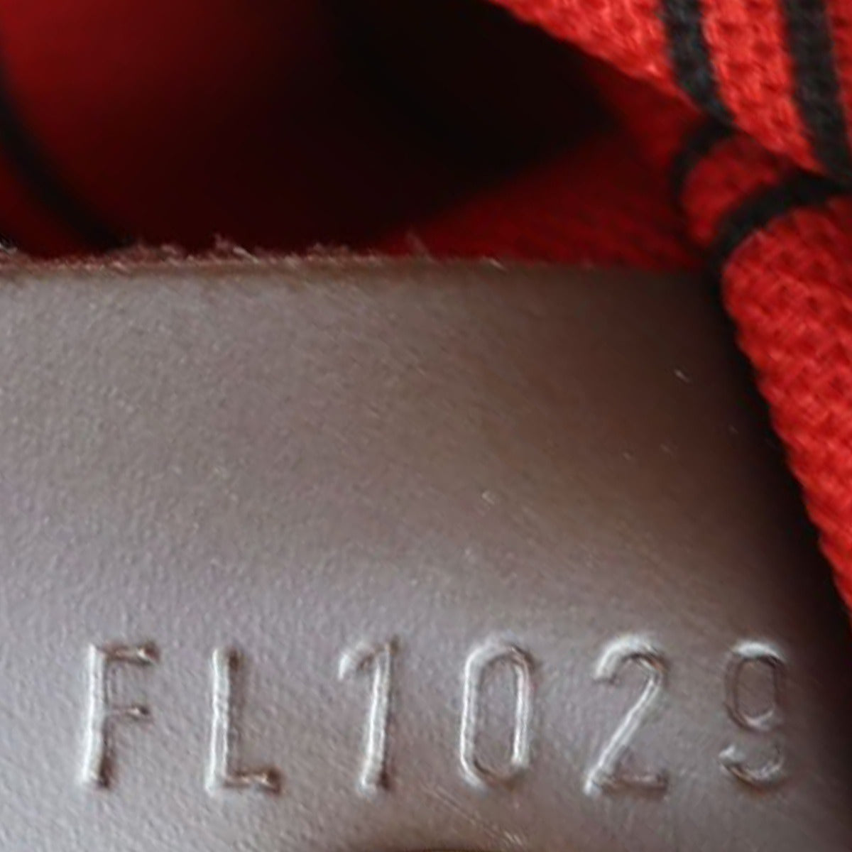 Louis Vuitton Neverfull GM Damier Ebene Date code
