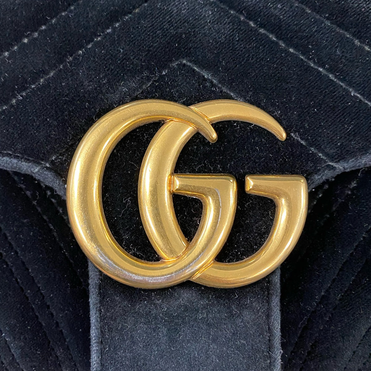 Gucci GG Marmont Velvet Small Shoulder Bag