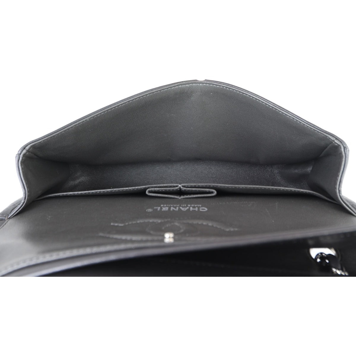 Chanel Classic Double Flap Medium | 16 Series