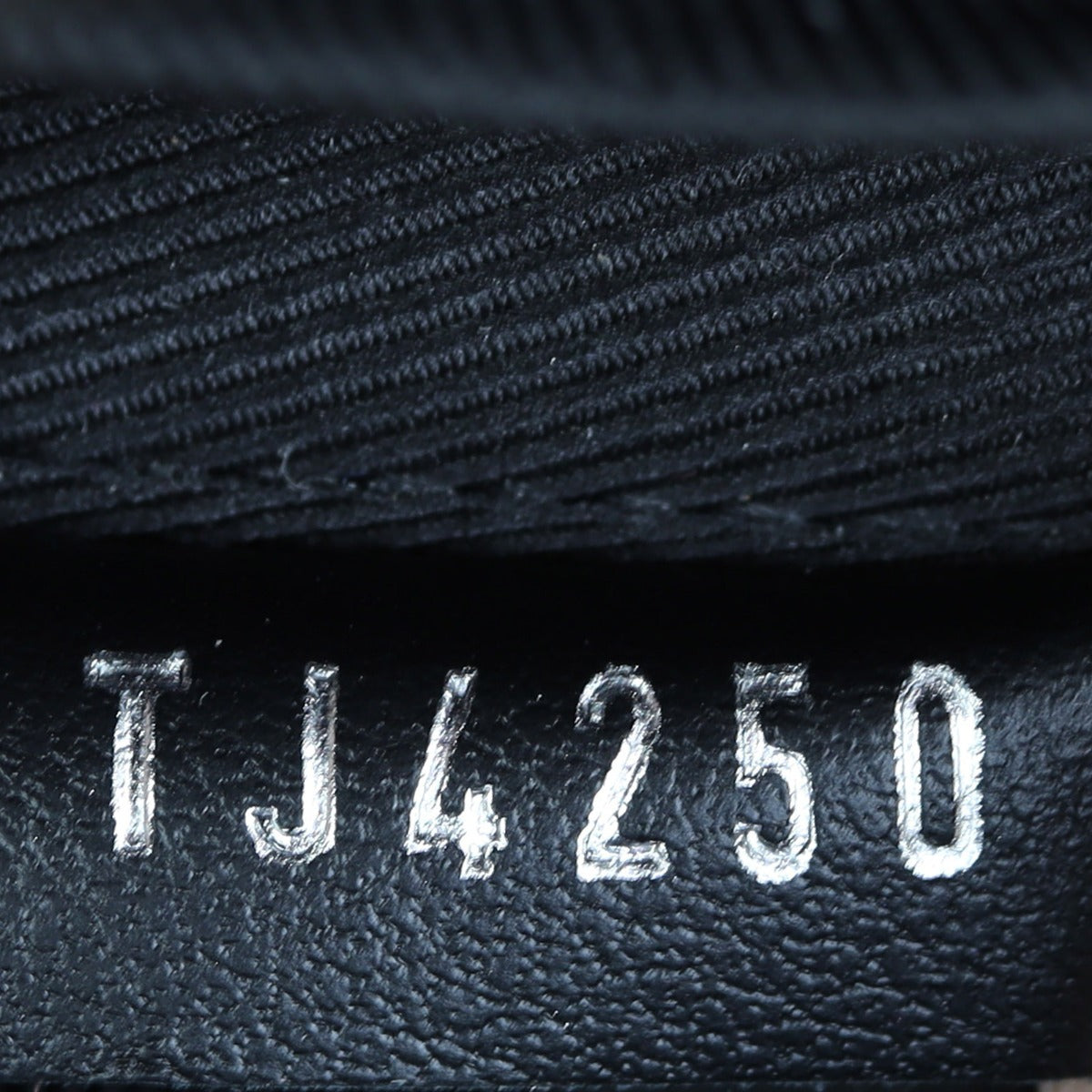 Louis Vuitton Trio Messenger Monogram Eclipse Date Code