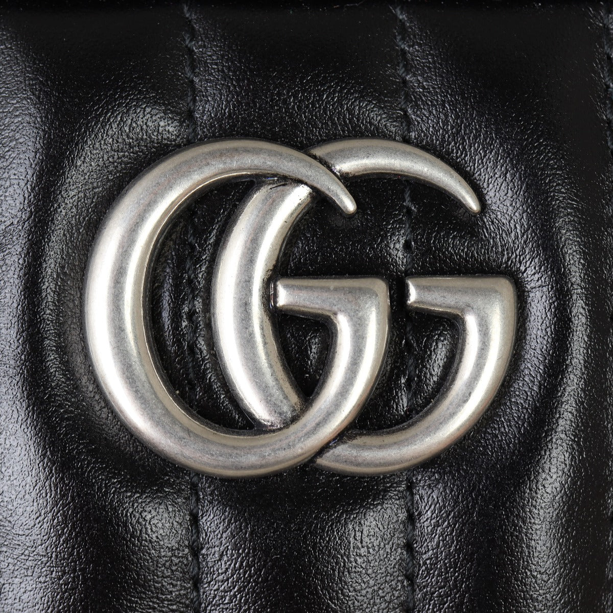 Gucci GG Marmont Mini Camera Bag Hardware