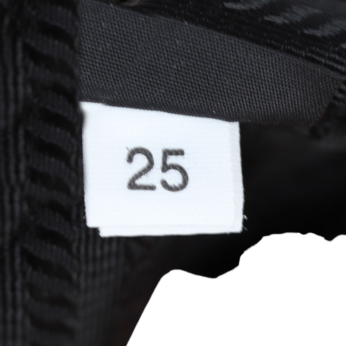 Prada Re-Edition 2005 Tessuto Mini Bag