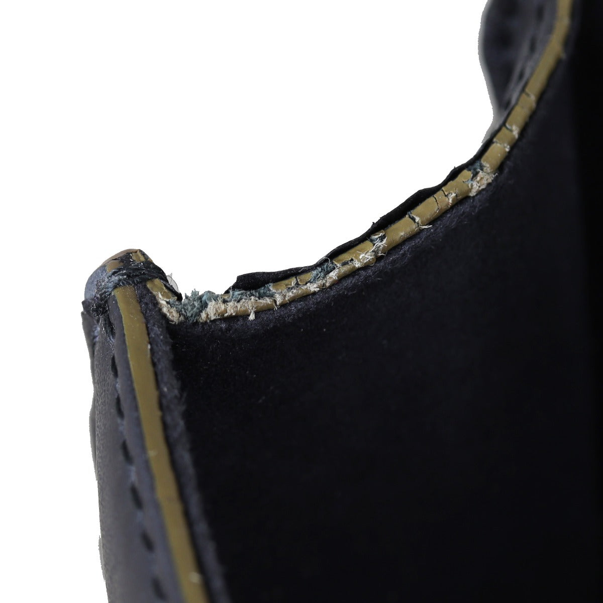 Fendi Kan I Crossbody Medium Wear