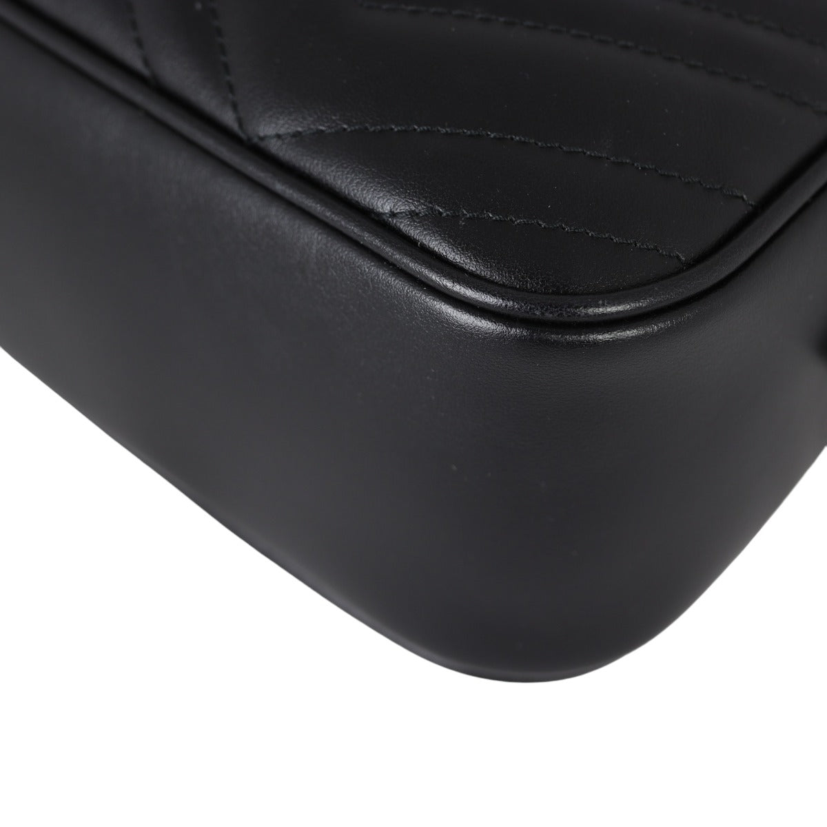 Gucci GG Marmont Small Camera Bag