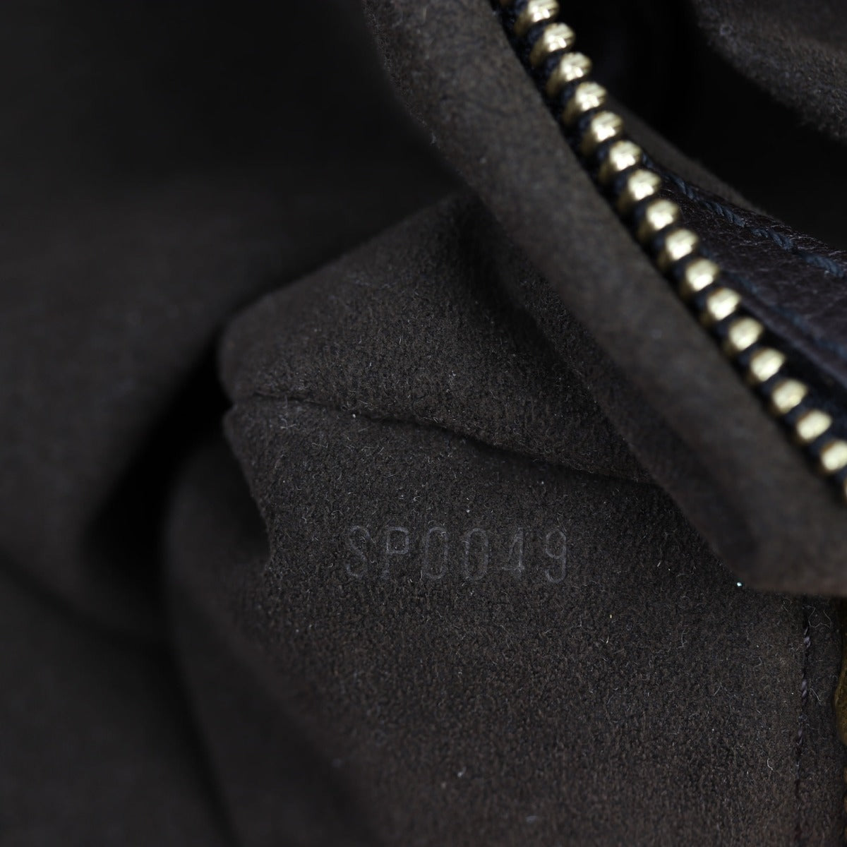 Louis Vuitton Mahina L Perforated Monogram