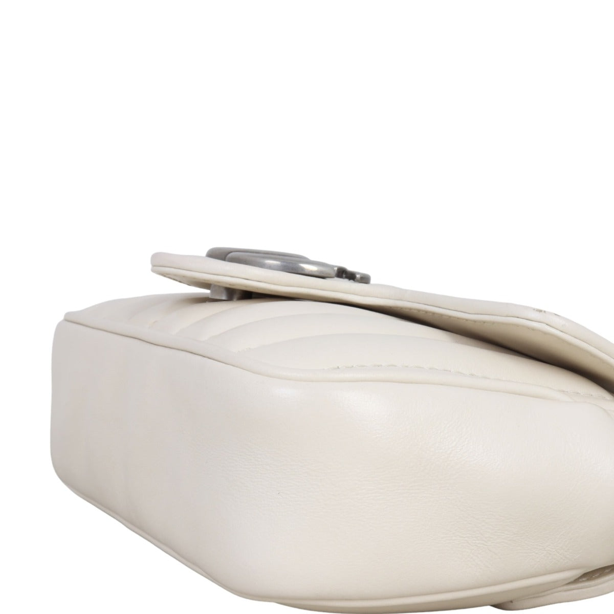 Gucci GG Marmont Super Mini Shoulder Bag