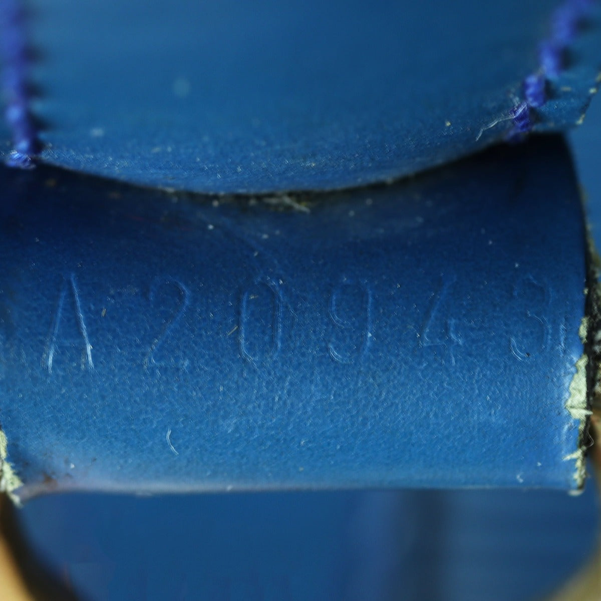 Louis Vuitton Petit Noe Epi Date Code