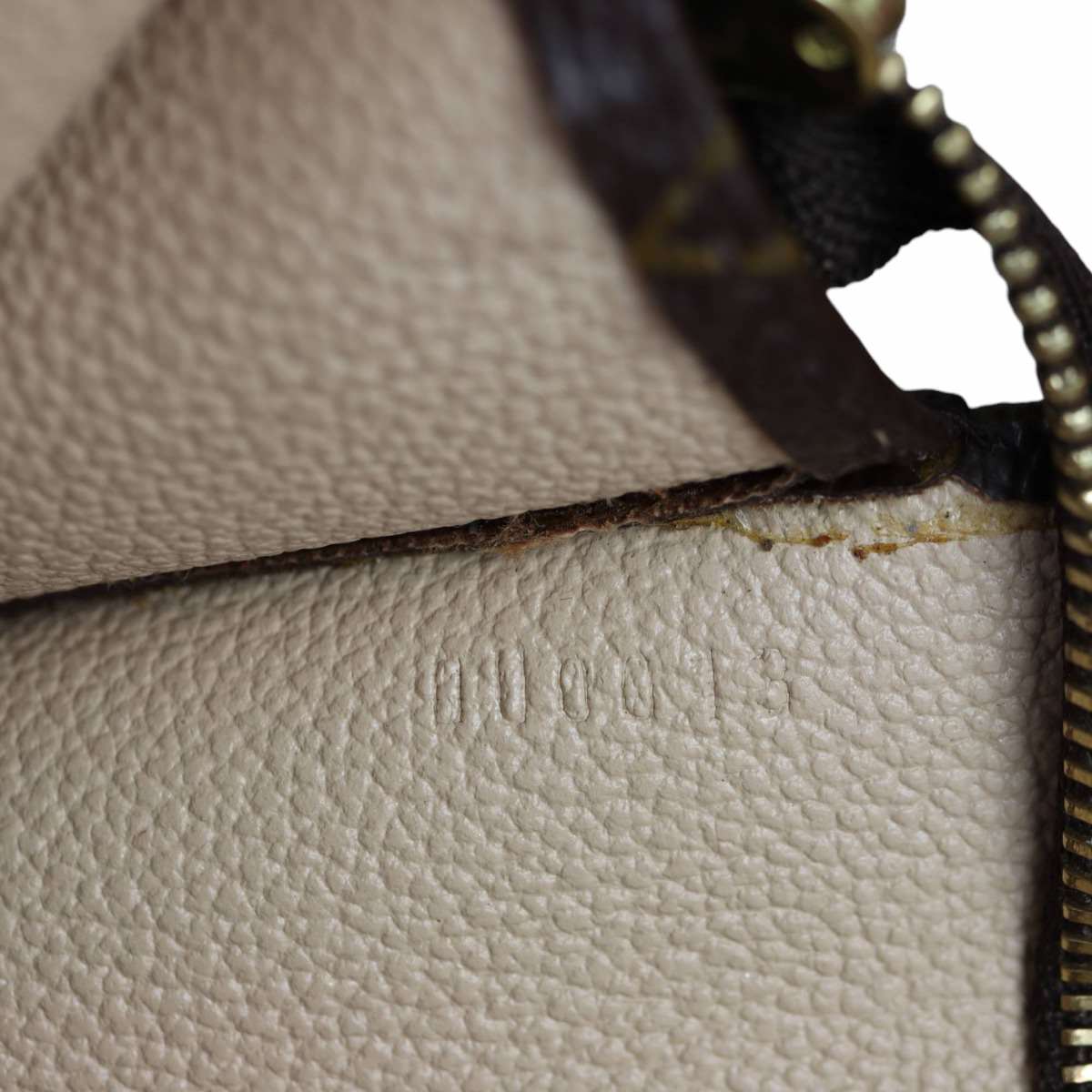 Louis Vuitton Toiletry Pouch 15 Monogram