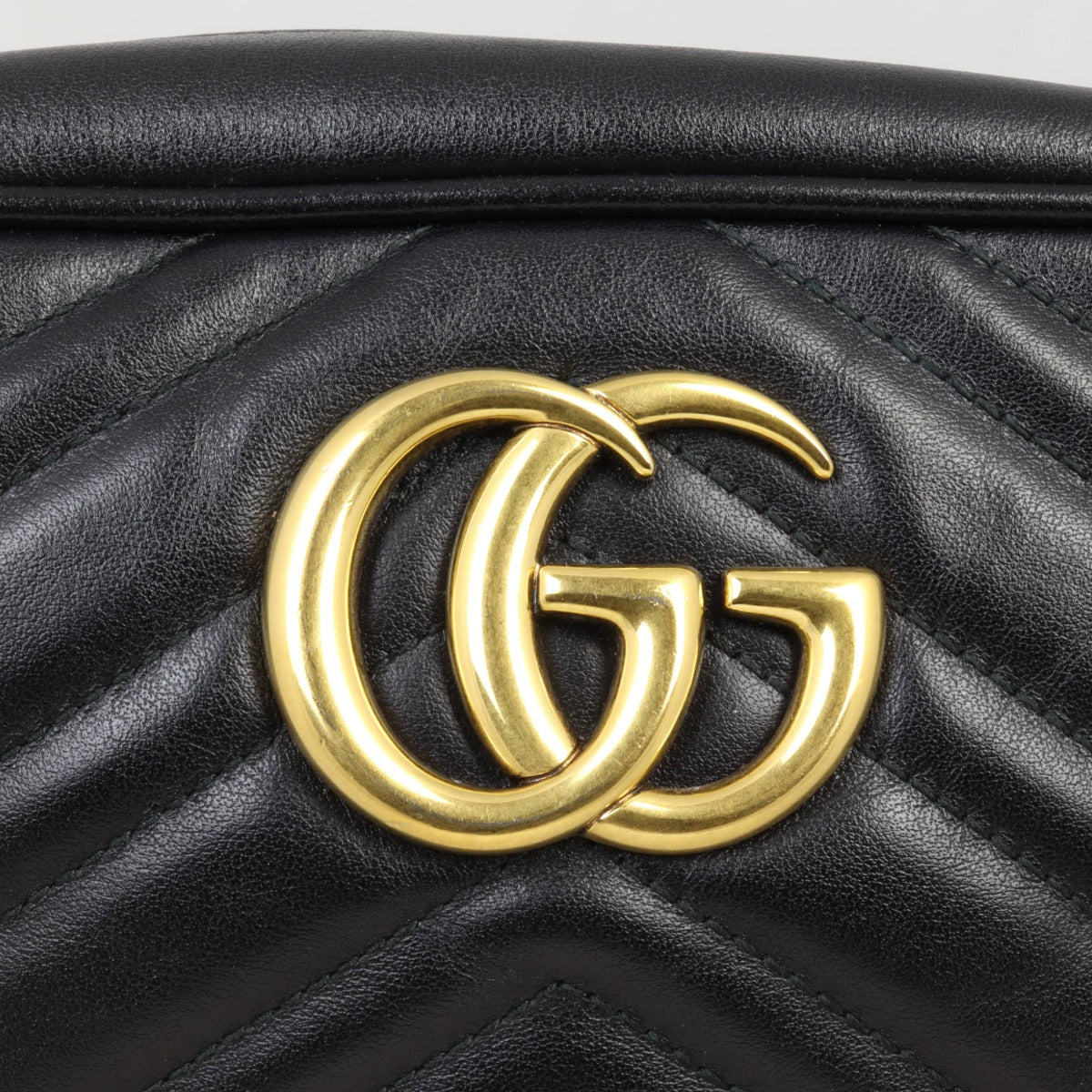Gucci GG Marmont Small Camera Bag