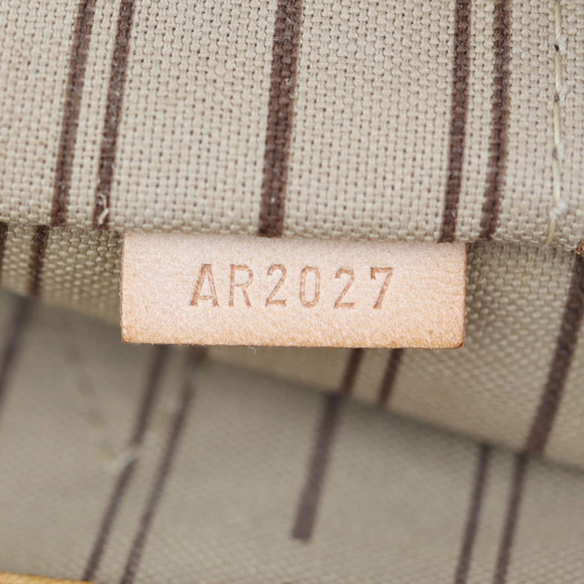 Louis Vuitton Neverfull MM Monogram Date Code