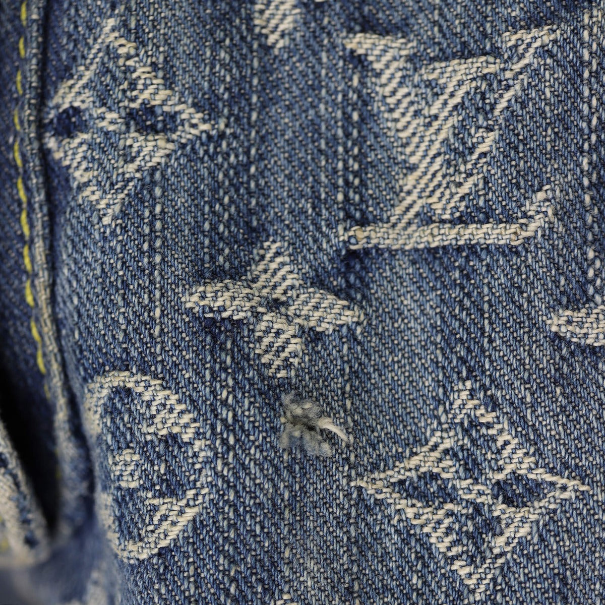 Louis Vuitton Denim Baggy GM Hole Close Up