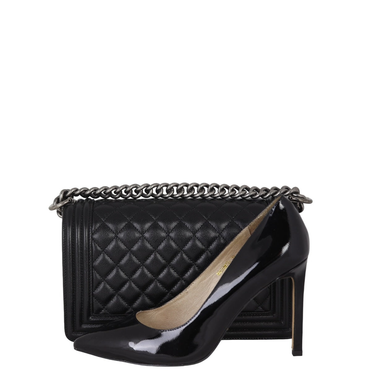 Chanel Boy Old Medium | 28 Series