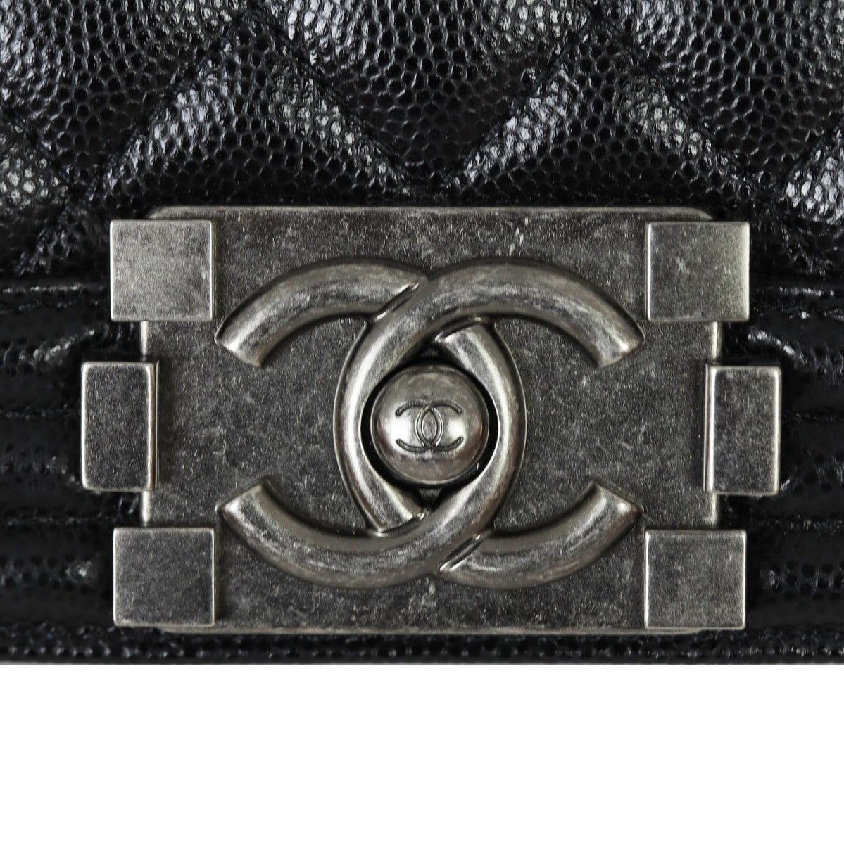 Chanel Boy Old Medium | 28 Series