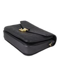 Louis Vuitton Pochette Metis Monogram Empreinte