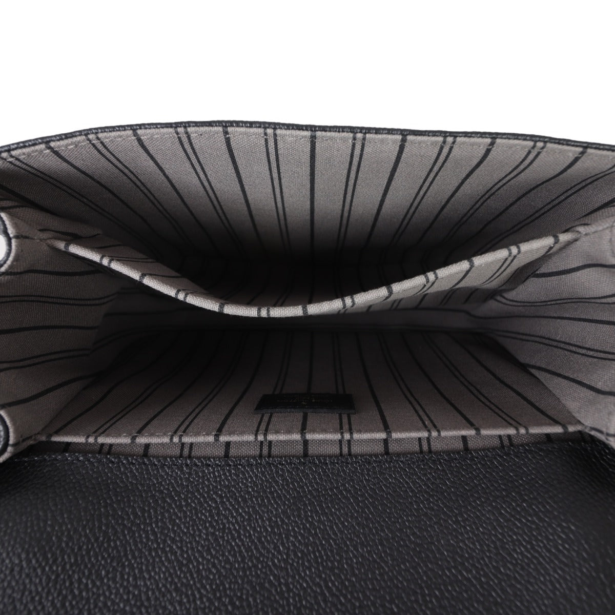 Louis Vuitton Pochette Metis Monogram Empreinte