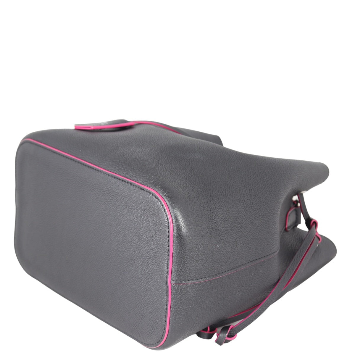 Louis Vuitton Lockme Bucket