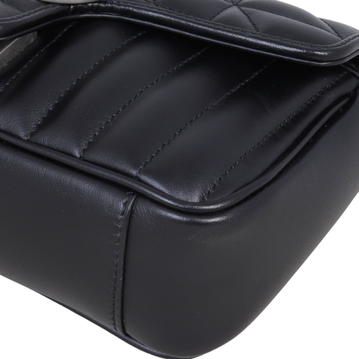 Gucci GG Marmont Matelasse Mini Shoulder Bag