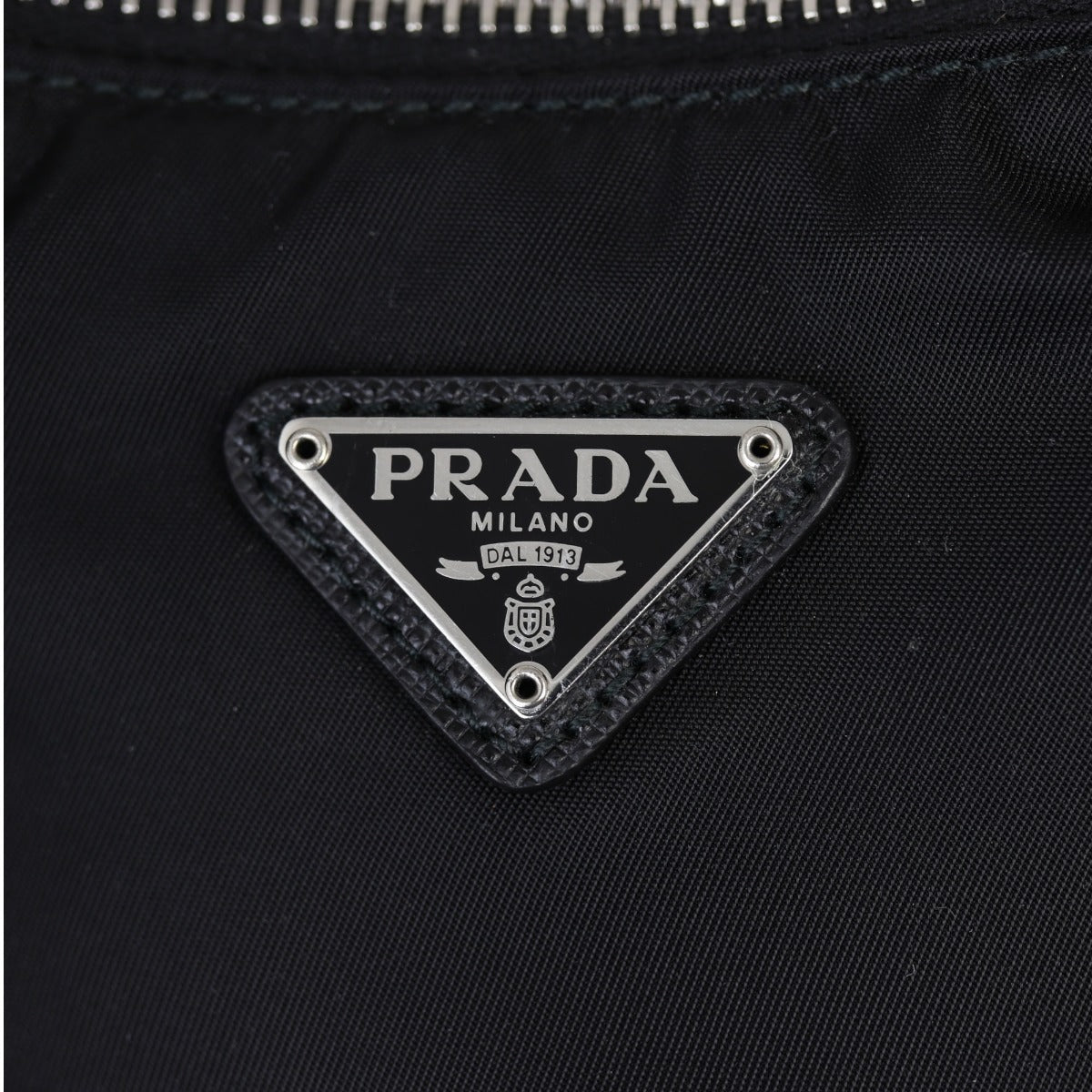 Prada Re-Edition 2005 Tessuto Shoulder Bag